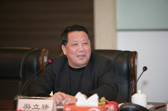 吴立胜与秦飞的最新动态更新