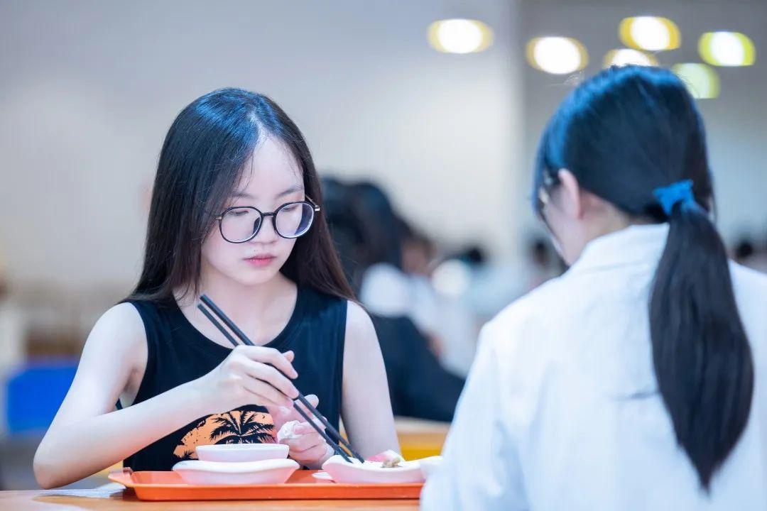 中国自建航母最新动态，扬帆起航，助力海洋强国梦实现