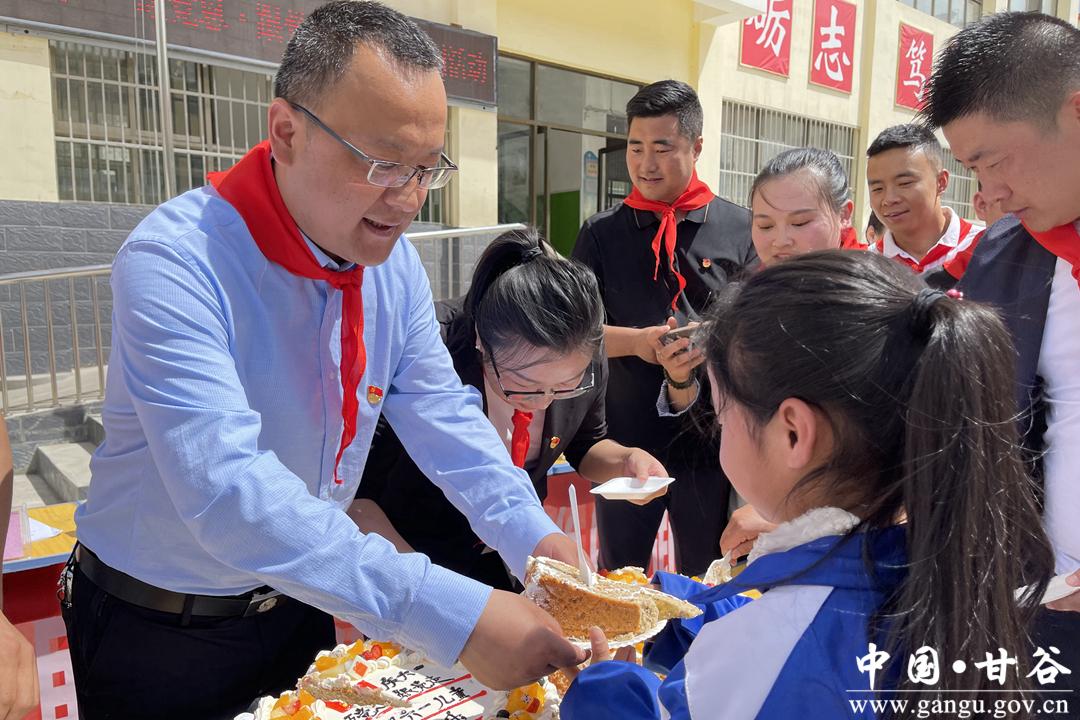 欢乐颂2最新互动日常揭秘，爱的纽带与温馨相伴的欢乐时光